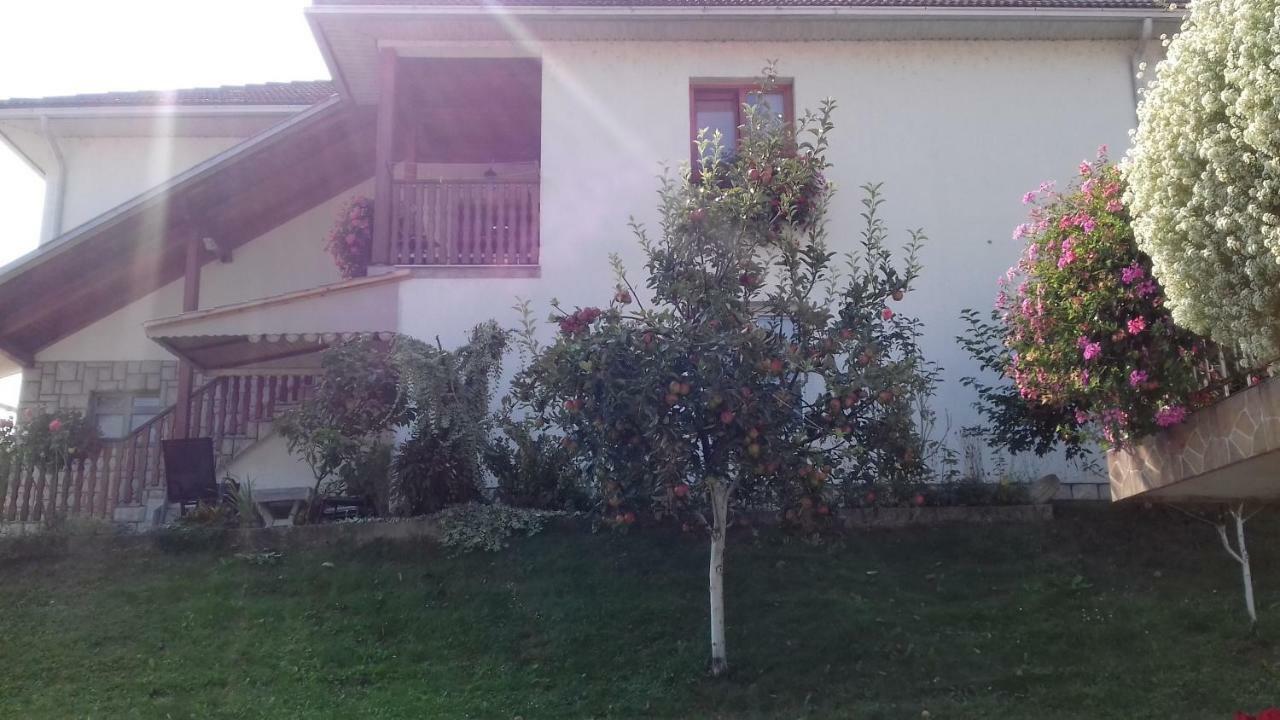 Rooms Maria Слуни Екстериор снимка